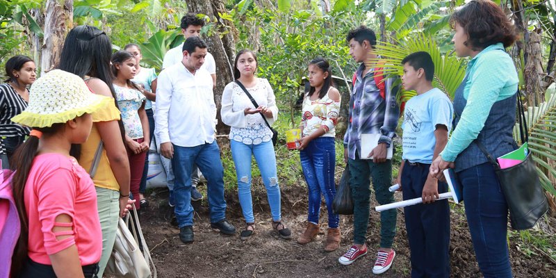 Hijos de productores fortalecen conocimientos en el rubro de café