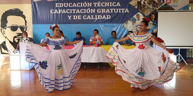 TECNacional - Centro Tecnológico de San Isidro  conmemora día Nacional del Estudiante