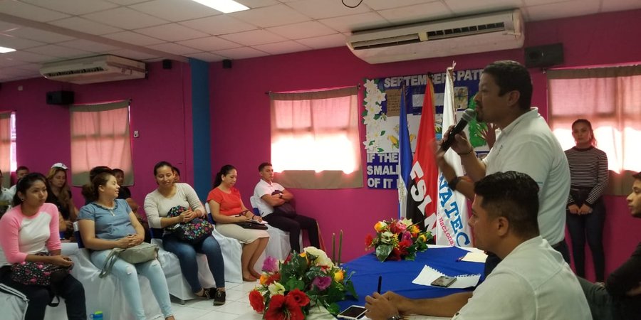 Aspirantes de la Educación en Idioma Inglés, realizan examen de ubicación