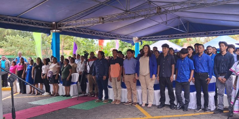El Centro Tecnológico Hugo Chávez gradúa a 185 nuevos profesionales