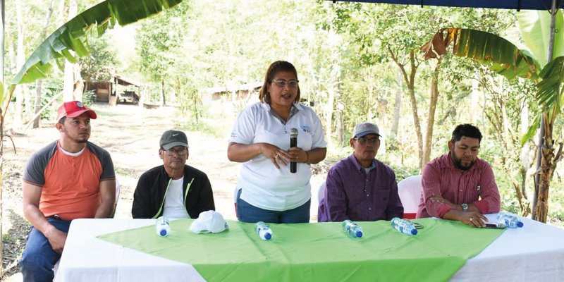 Productores de Monimbó en Masaya Inician Curso Técnico en Aves y Cerdos