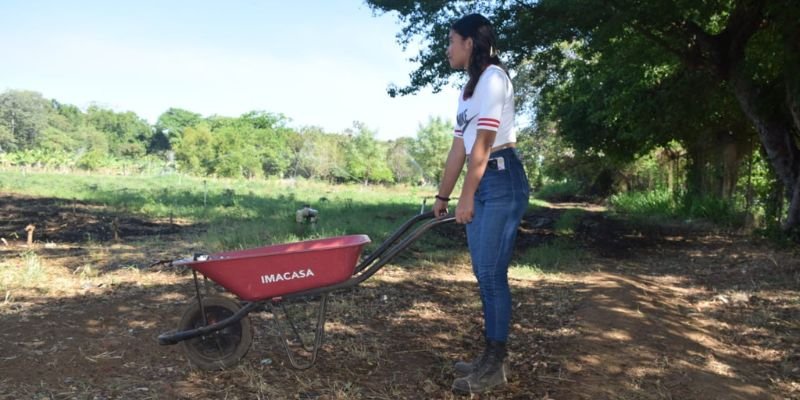 Mujeres formándose en Acuicultura: rompiendo estereotipos y cosechando éxitos