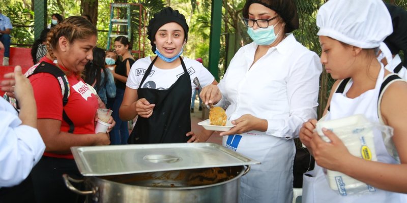 Estudiantes de Hotelería y Turismo realizan demostraciones de su aprendizaje en Somoto
