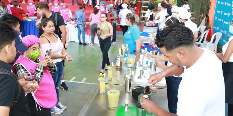 Estudiantes de Hotelería y Turismo realizan demostraciones de su aprendizaje en Somoto