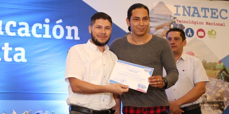 TECNacional - INATEC realizó entrega de reconocimientos a destacados estudiantes