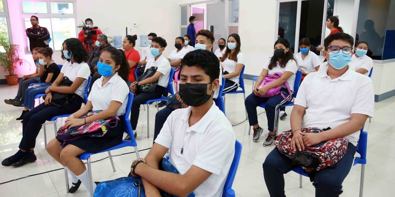 Promueven cultura de Paz en Festival Tecnológico “Paz y Porvenir, en Victorias Educativas”  En el Auditorio Héroes de la Paz, del Centro Tecnológico Manuel Olivares, se realiza el Festival Tecnológico