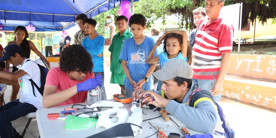 Así se vivió la Feria Comunitaria en el Barrio Enrique Lorente