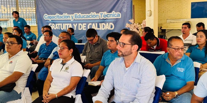 Con 20 Festivales Departamentales de Innovación Pedagógica el Sistema Educativo Nacional celebra las fiestas patrias
