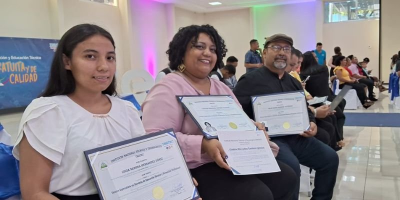 Celebran VI Graduación del Centro Nacional de Formación de Docentes e Instructores del INATEC