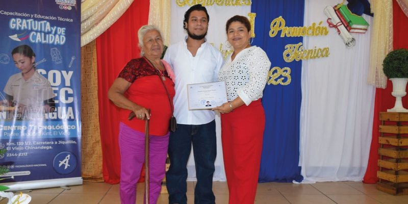 Centro Tecnológico de El Viejo, Chinandega celebra Graduación de Profesionales Técnicos