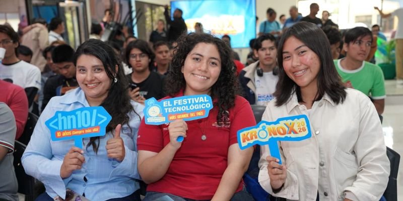 Hackathon Nicaragua Kronox 2026, 10 años ¡Siempre Más Allá!