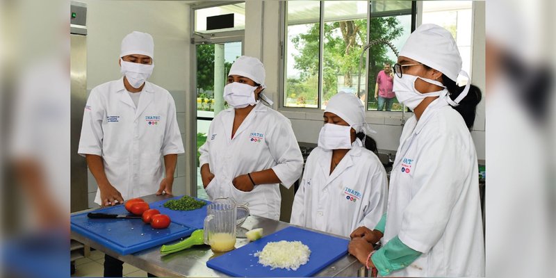 Tipitapeña construye su sueño en el Programa de Capacitación Especializada en Agro Industrialización