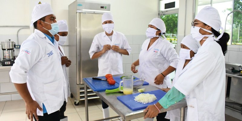 Tipitapeña construye su sueño en el Programa de Capacitación Especializada en Agro Industrialización