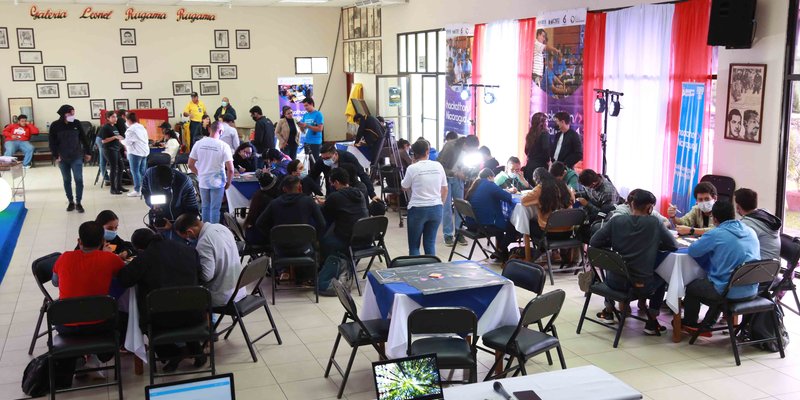 Innovación y Creatividad en los Ideathones Departamentales