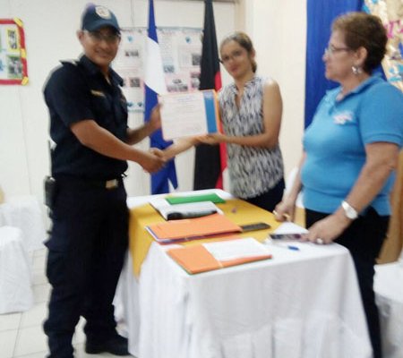 Programan Nacional de Certificación a Trabajadores sin Título