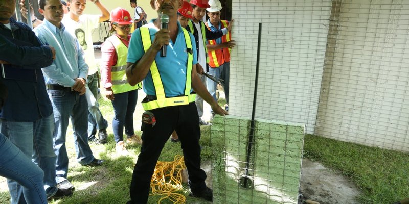 TECNacional - Rivenses presencian clase demostrativa sobre “Construcción segura”