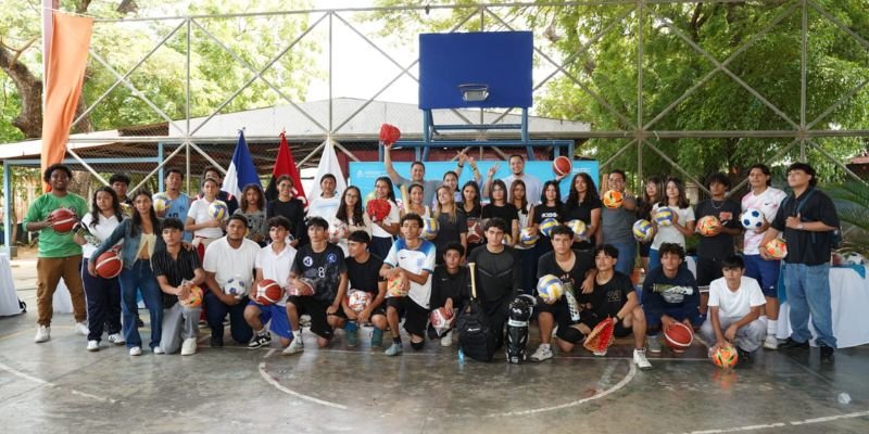 INATEC entrega utilaje deportivo para fortalecer la recreación sana de más de 50 mil estudiantes