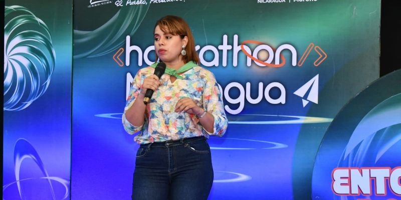 Entre Arte, Cultura, Historia y Tecnología: Bilwi vive la experiencia de los Talleres Creativos Ideathon 2024