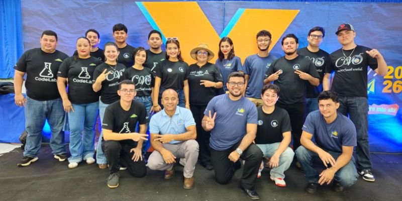 Más de 2 mil jóvenes avanzan con sus ideas rumbo a Hackathon Nicaragua KRONOX 2026