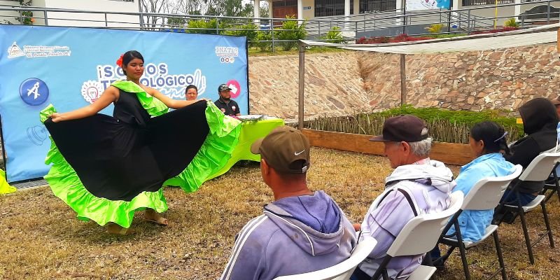 ¡Para un futuro mejor! Estudiantes Técnicos del Sector Agropecuario realizan actividades de amor a la Tierra