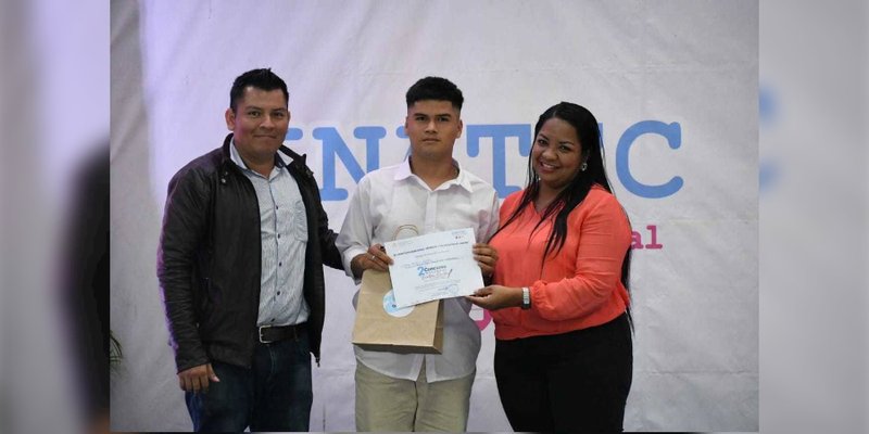 INATEC desarrolló 2do Concurso Nacional de Escritura Creativa en Inglés