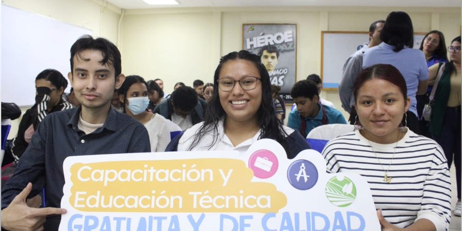 Con "Bendiciones y Victorias" inicia el año lectivo de la Educación Técnica 2024