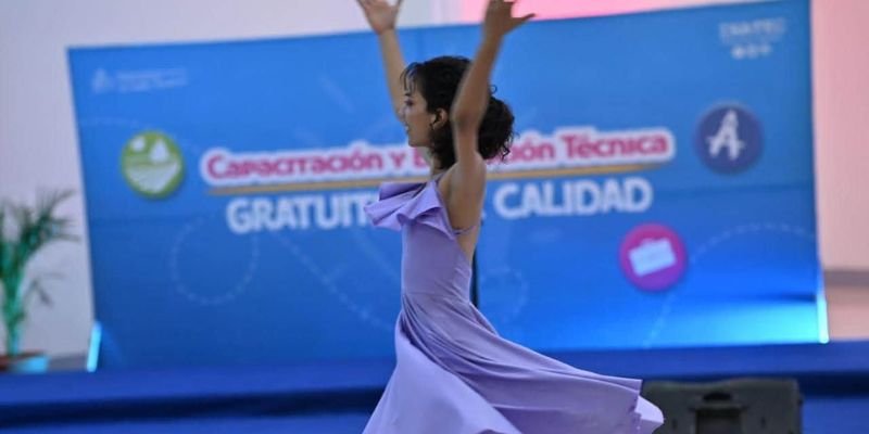 Jóvenes convierten su aprendizaje musical