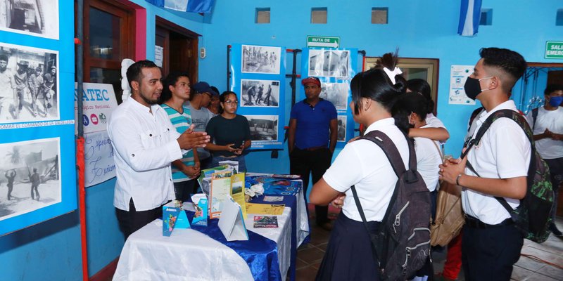 Estudiantes técnicos de León saludan gesta heroica de Rigoberto López