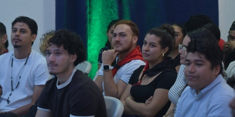 Jóvenes de Estelí convierten su talento en negocio con Hackathon Nicaragua 2026