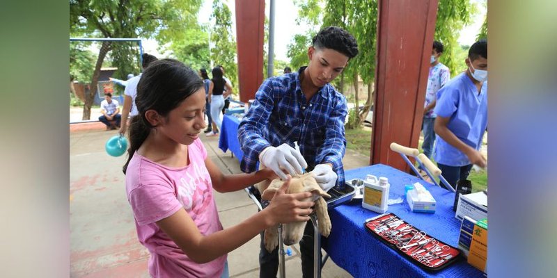 Centros Tecnológicos de Chontales realizan Feria Tecnológica Departamental