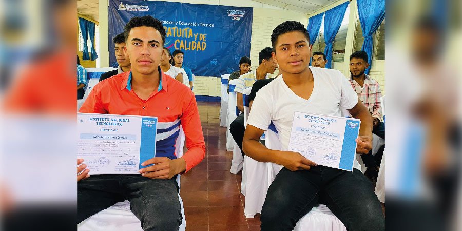 Protagonistas del municipio de Las Sabanas, Madriz finalizan cursos libres