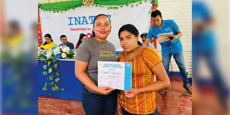 Protagonistas del municipio de Las Sabanas, Madriz finalizan cursos libres