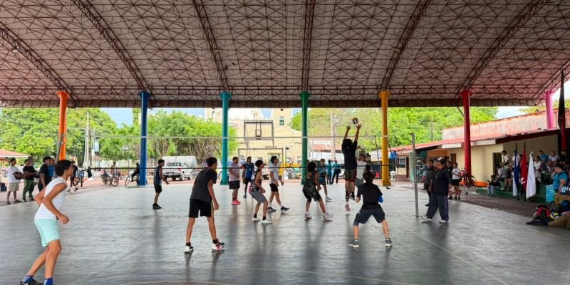 Más de 1,200 estudiantes de educación técnica participan de los Juegos Deportivos Regionales
