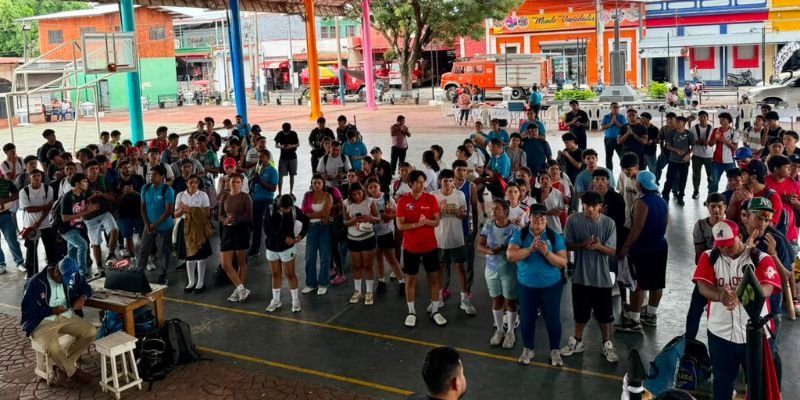 Más de 1,200 estudiantes de educación técnica participan de los Juegos Deportivos Regionales