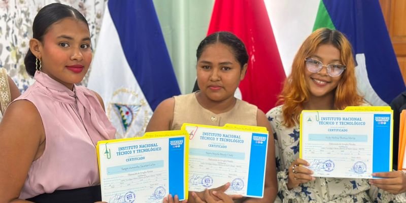 Más de 120 protagonistas reciben certificados en cursos libres y tecnológicos en Puerto Cabezas