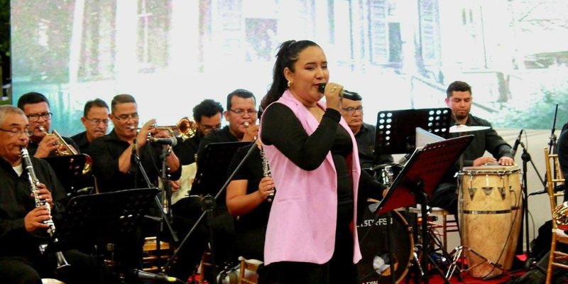 Maestros del Centro Cultural y Politécnico José Coronel Urtecho reciben reconocimiento por su trayectoria artística
