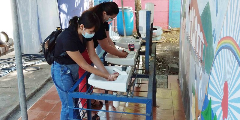 Continua proceso de matrícula en el Centro Tecnológico Simón Bolívar