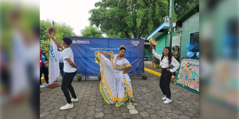 Estudiantes técnicos celebran el Día Mundial del Medio Ambiente con Concurso Ambiental