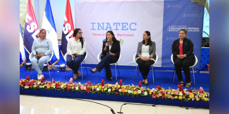 Encuentro Nacional de Mujeres Innovadoras 2022 “Mujeres, somos fuerza de pueblo que triunfa”