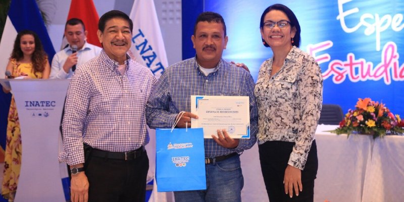 Conozca el perfil de los mejores docentes de la educación técnica de Nicaragua