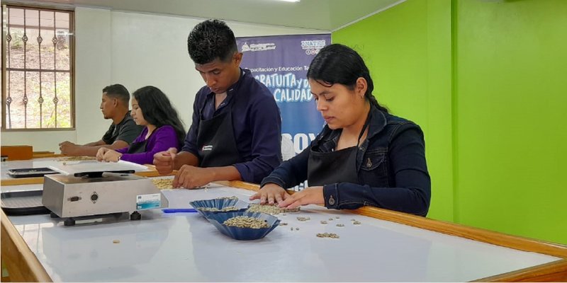 Productores de café se capacitan en el Control de calidad y Catación de Café