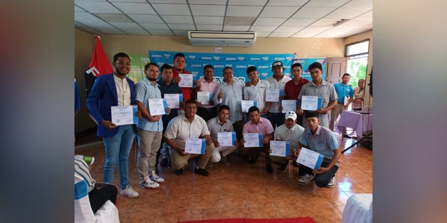¡Restitución de Derechos! 140 protagonistas de cursos reciben certificados en Nandaime