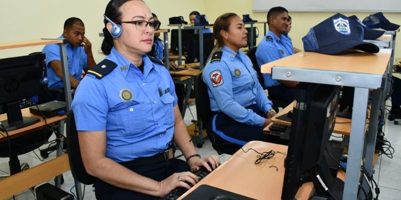 3 mil 300 policías se capacitarán  a través del Programa Angelita Morales Avilés