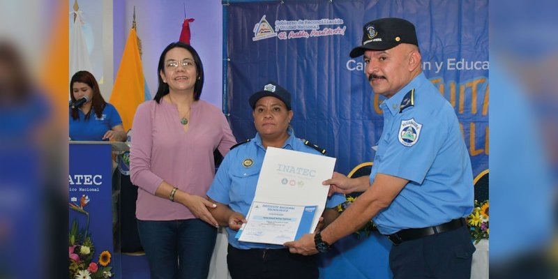 Primera Promoción del Programa de Formación Técnica Angelita Morales celebra su éxito