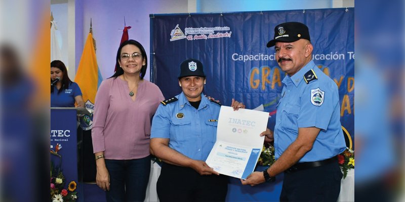 Primera Promoción del Programa de Formación Técnica Angelita Morales celebra su éxito