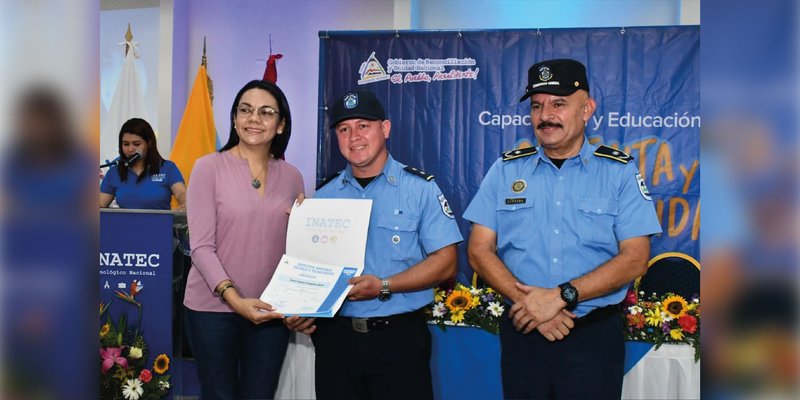 Primera Promoción del Programa de Formación Técnica Angelita Morales celebra su éxito