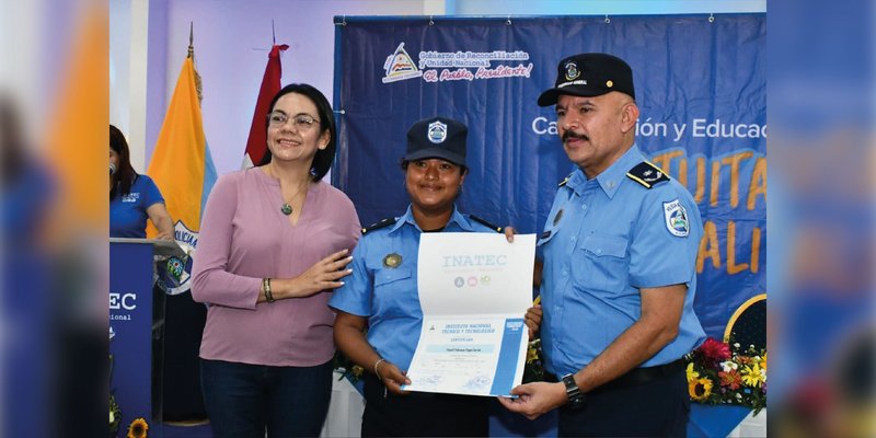 Primera Promoción del Programa de Formación Técnica Angelita Morales celebra su éxito