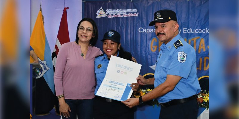 Primera Promoción del Programa de Formación Técnica Angelita Morales celebra su éxito