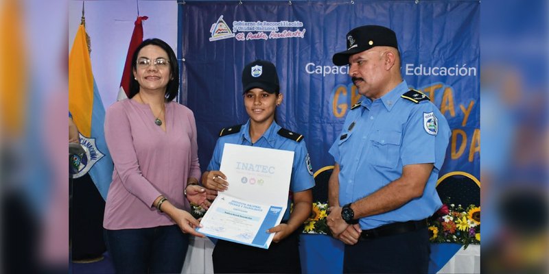 Primera Promoción del Programa de Formación Técnica Angelita Morales celebra su éxito