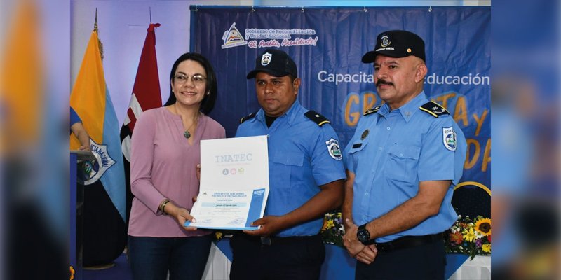 Primera Promoción del Programa de Formación Técnica Angelita Morales celebra su éxito